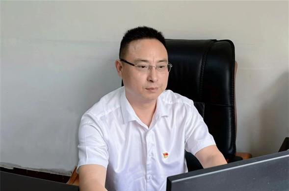 彩运网集团2025年度“两优一先”风采展——优秀党务工作者