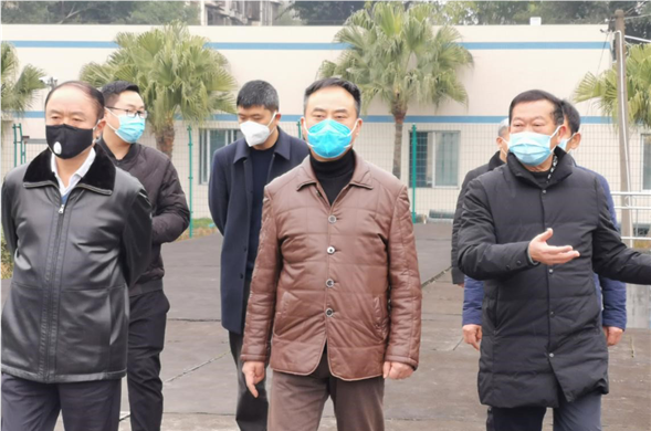 资阳市委常委、市政府常务副市长刘铁一行莅临资阳彩运网检查指导疫情防控工作